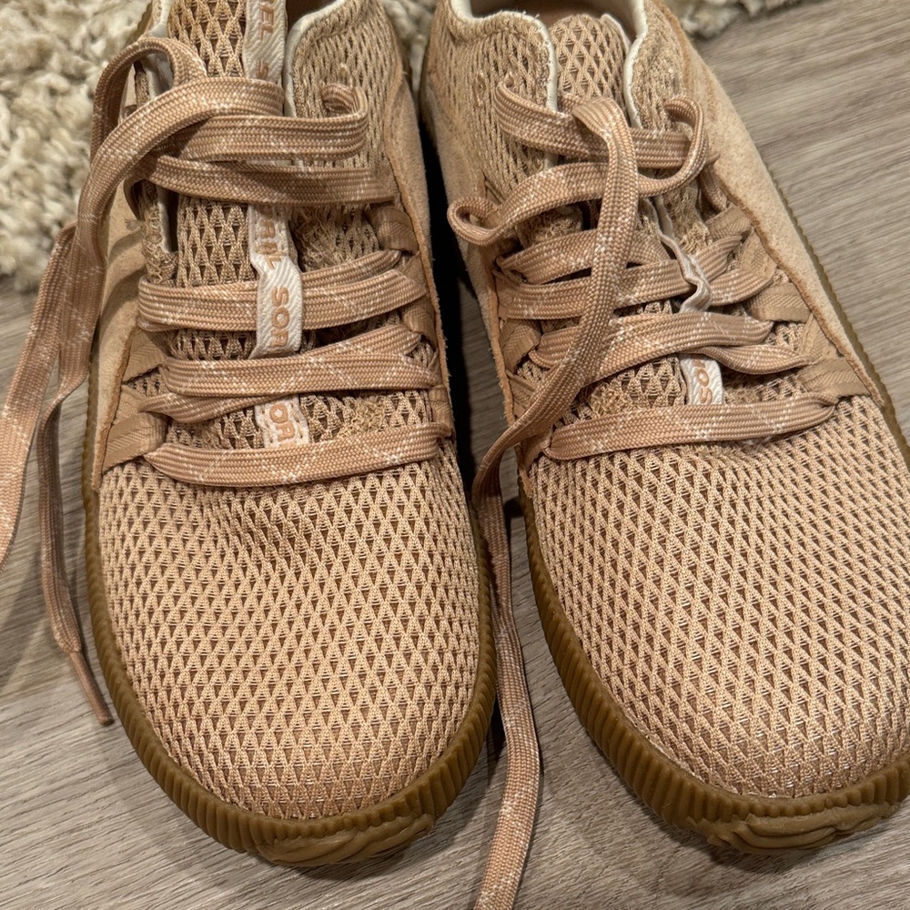 Sorel Out N About Plus Blush Pink Sneakers - Picture 2 of 6